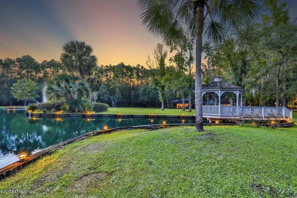 Cottage In The Woods At Emerald Lakes Estate St. Augustine Exterior photo